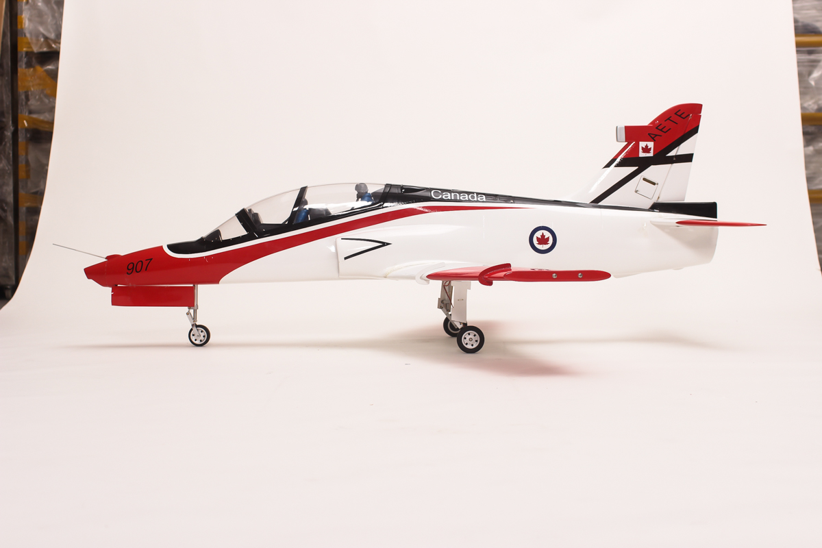 Canada Bae Hawk Wood+carbon wing/epoxy fuselage Kit